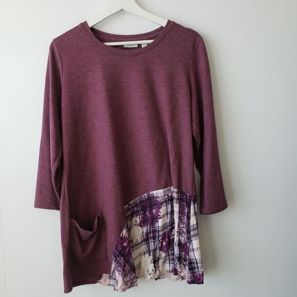 LOGO by Lori Goldstein Tops - LOGO Lounge French Terry Knit Top Print Flounce size L